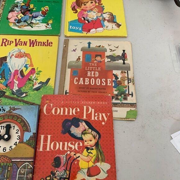 11 Vintage Children’s Books  - Picture 5 of 6